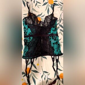 Elegant Black and Teal Lace Chemise